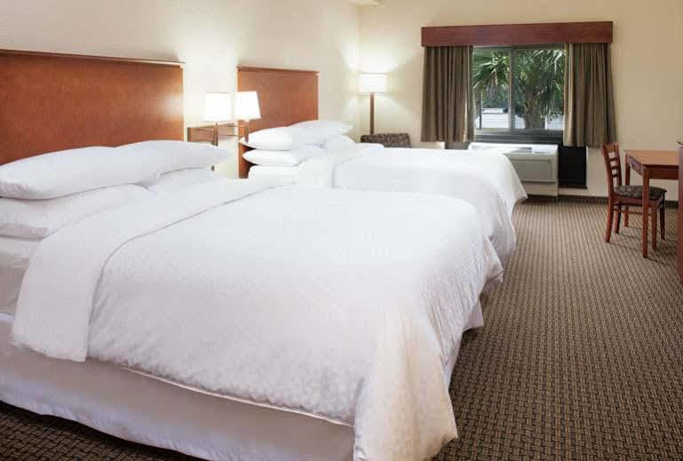 Four Points By Sheraton Fort Myers Airport 외부 사진