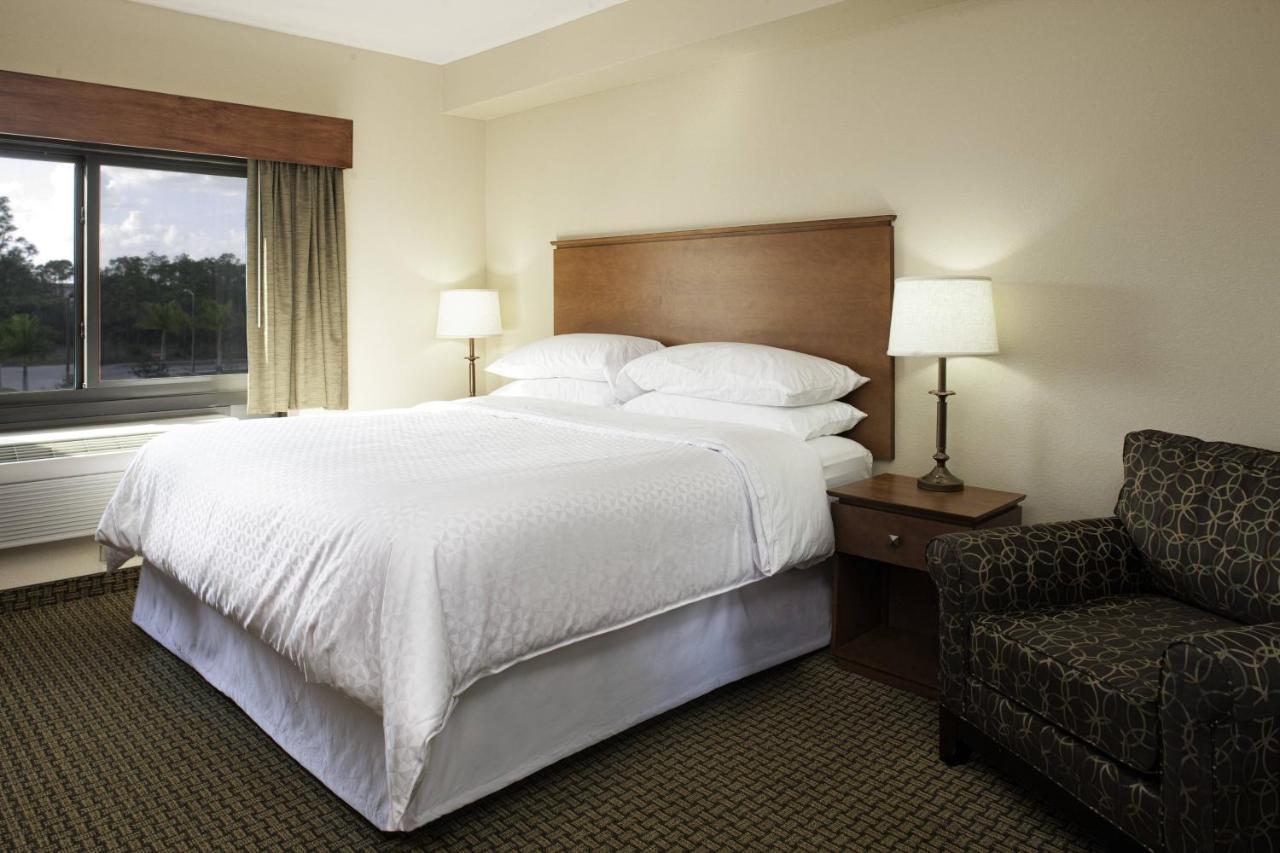 Four Points By Sheraton Fort Myers Airport 외부 사진